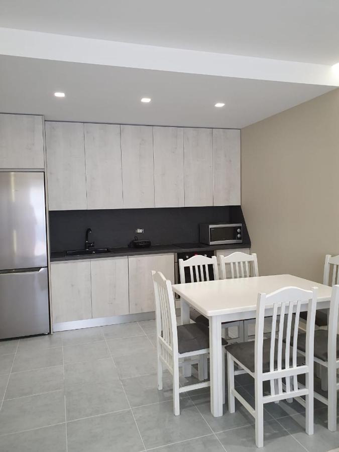 Vlorë Deluxe Apartment מראה חיצוני תמונה